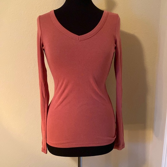 Victoria's Secret Tops - |•VICTORIA’S SECRET•| Long Sleeve Tee M